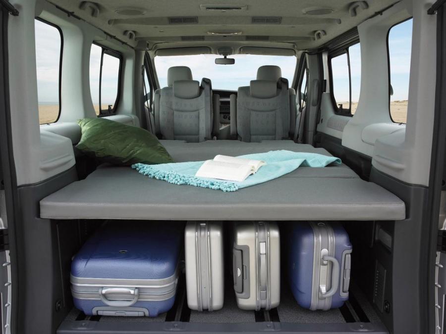  Renault Trafic Generation Evado 2006 года  (фото 4 из 5)